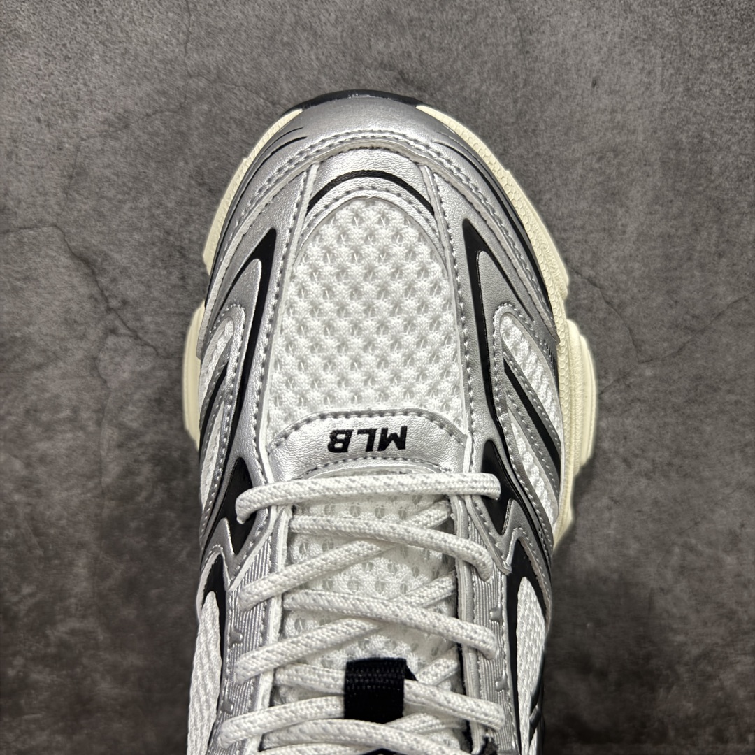 图片[5]-【顶级防伪标版本】MLB Winner Chunky 25新款 NY百搭舒适休闲潮流运动厚底增高 防滑耐磨 低帮 老爹鞋 男女同款 银色 潮流厚底时尚街头赛博老爹鞋 MLB官方同步出货 市场唯一同步原版包装大盒 市面唯一带防伪标版本 大底带荧光区别市场错版 虞书欣等众多潮流明星同款 高弹双层MD大底 原楦原档案数据开发版型（完美鞋头弧度/后套收口效果🆚市面文案版本‼️） 原厂立体填充鞋舌海绵 中底注胶孔原数据开发模具大底原厂转印标市面上唯一纯原版本 原材料打造 内增高6cm 原厂1：1模具开发 原厂进口纳米材质 原盒雷射防伪标包装 天猫订单品质 官网尺码：35 36 36.5 37.5 38 38.5 39 40 40.5 41 42 42.5 43 44 45-选品中心