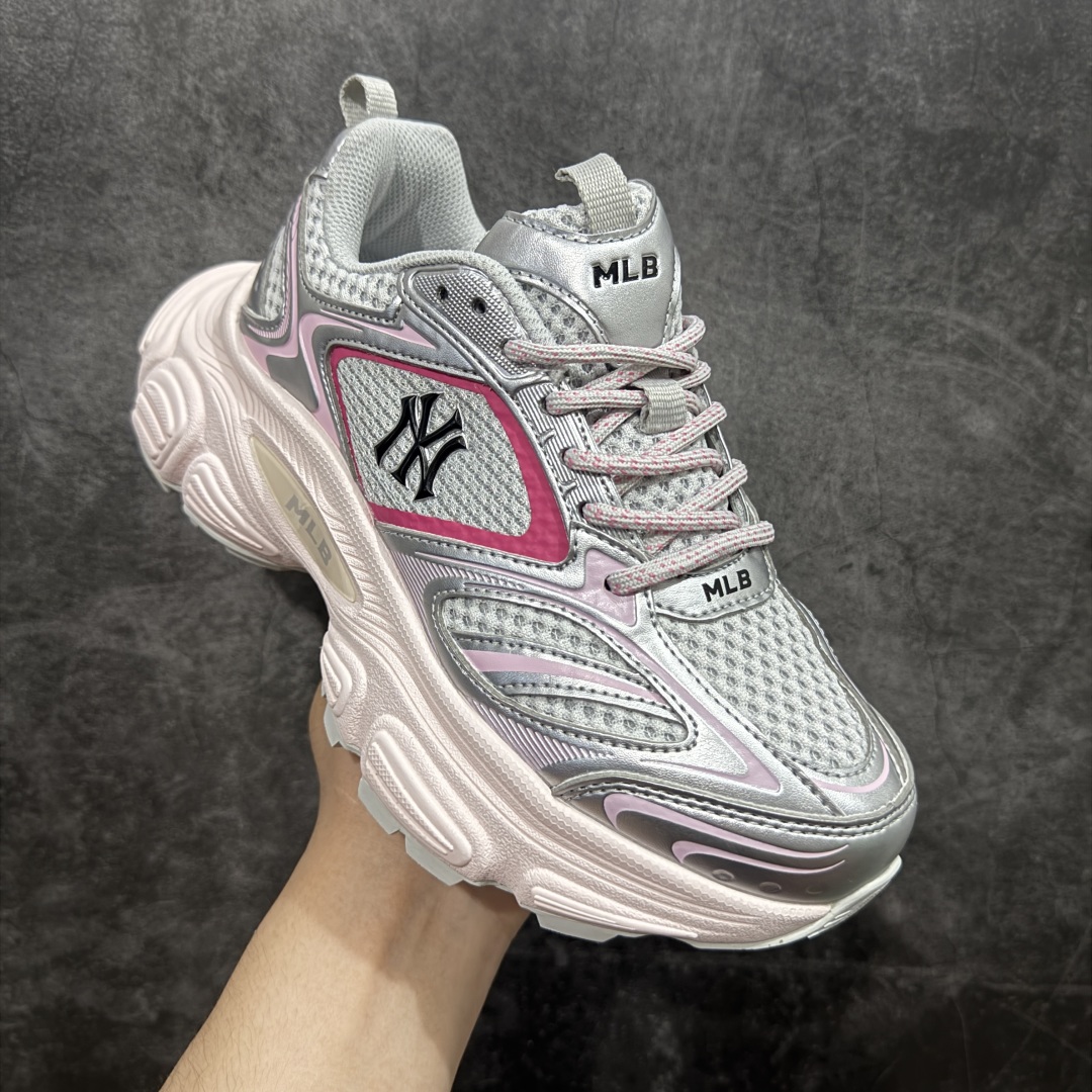图片[3]-【顶级防伪标版本】MLB Winner Chunky 25新款 NY百搭舒适休闲潮流运动厚底增高 防滑耐磨 低帮 老爹鞋 男女同款 银色 潮流厚底时尚街头赛博老爹鞋 MLB官方同步出货 市场唯一同步原版包装大盒 市面唯一带防伪标版本 大底带荧光区别市场错版 虞书欣等众多潮流明星同款 高弹双层MD大底 原楦原档案数据开发版型（完美鞋头弧度/后套收口效果🆚市面文案版本‼️） 原厂立体填充鞋舌海绵 中底注胶孔原数据开发模具大底原厂转印标市面上唯一纯原版本 原材料打造 内增高6cm 原厂1：1模具开发 原厂进口纳米材质 原盒雷射防伪标包装 天猫订单品质 官网尺码：35 36 36.5 37.5 38 38.5 39 40-选品中心