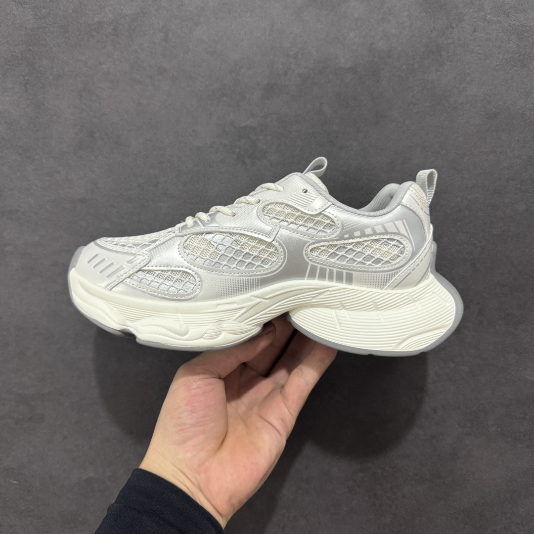 图片[2]-【公司级】GG-CC 林允同款 星河粒子 镂空休闲运动老爹鞋 春日踏青舒适度和少女感GGCC德训鞋界的白月光🌙 银白黄配色好温柔 镂空鞋面/组合月牙底 柔软有弹性的月牙底和增加舒适度显腿长的5cm内增高 长时间走路和站立都不累脚舒适度和少女感 尺码：35 36 37 38 39 40-选品中心