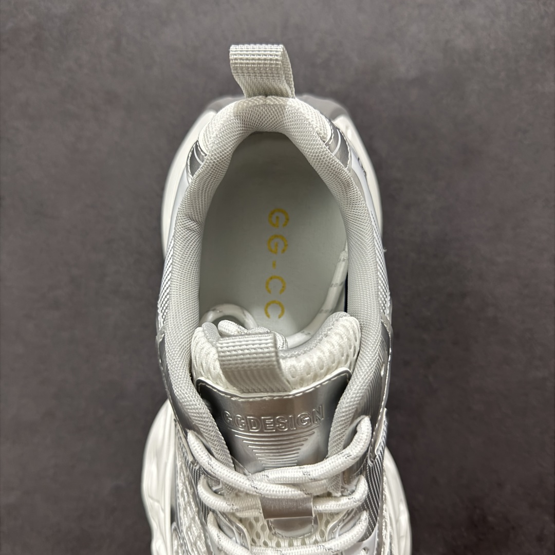 图片[7]-【公司级】GG-CC 林允同款 星河粒子 镂空休闲运动老爹鞋 春日踏青舒适度和少女感GGCC德训鞋界的白月光🌙 银白黄配色好温柔 镂空鞋面/组合月牙底 柔软有弹性的月牙底和增加舒适度显腿长的5cm内增高 长时间走路和站立都不累脚舒适度和少女感 尺码：35 36 37 38 39 40-选品中心