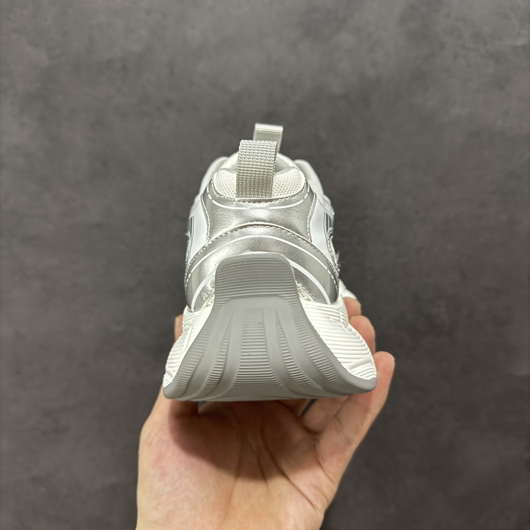 图片[4]-【公司级】GG-CC 林允同款 星河粒子 镂空休闲运动老爹鞋 春日踏青舒适度和少女感GGCC德训鞋界的白月光🌙 银白黄配色好温柔 镂空鞋面/组合月牙底 柔软有弹性的月牙底和增加舒适度显腿长的5cm内增高 长时间走路和站立都不累脚舒适度和少女感 尺码：35 36 37 38 39 40-选品中心