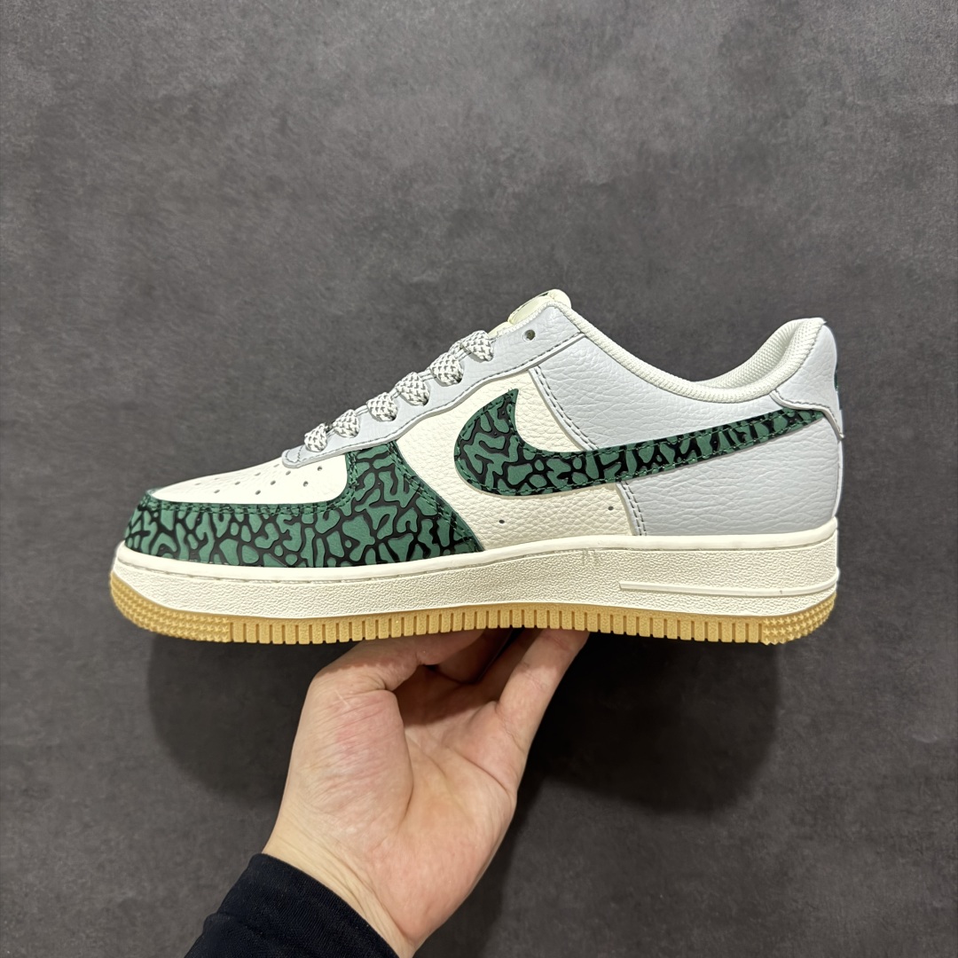 260 NIke Air Force 1 '07 Low “LV联名——绿石纹生胶”空军一号 低帮 运动鞋 ZH2598-306