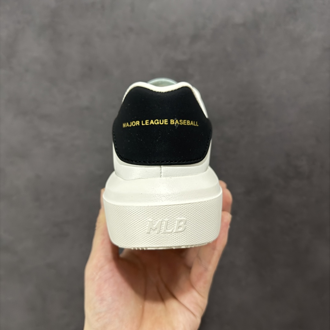 图片[4]-【GQ福利】MLB Chukky Classic 经典老爹风轻量增高厚底百搭休闲运动慢跑鞋 原楦原纸版数据开发 采用优质轻量克重纤维移膜皮革及透气网面鞋面材质 全新独立4cm厘米外增高轻质发泡大底 尺码：35 36 36.5 37.5 38 38.5 39 40 40.5 41 42 42.5 43 44-选品中心