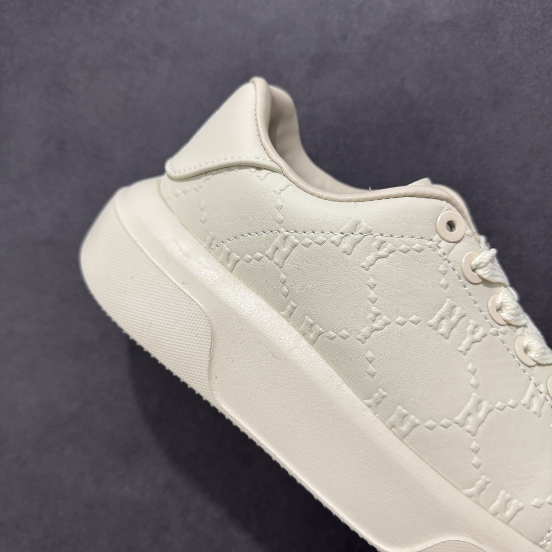 图片[6]-【GQ福利】MLB Chukky Classic 经典老爹风轻量增高厚底百搭休闲运动慢跑鞋 原楦原纸版数据开发 采用优质轻量克重纤维移膜皮革及透气网面鞋面材质 全新独立4cm厘米外增高轻质发泡大底 尺码：35 36 36.5 37.5 38 38.5 39 40 40.5 41 42 42.5 43 44-选品中心