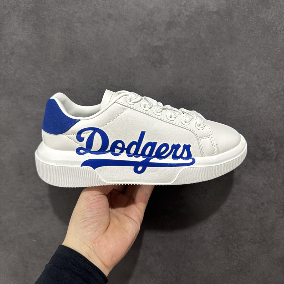 【GQ福利】MLB Chukky Classic 经典老爹风轻量增高厚底百搭休闲运动慢跑鞋 原楦原纸版数据开发 采用优质轻量克重纤维移膜皮革及透气网面鞋面材质 全新独立4cm厘米外增高轻质发泡大底 尺码:35 36 36.5 37.5 38 38.5 39 40 40.5 41 42 42.5 43 44-选品中心