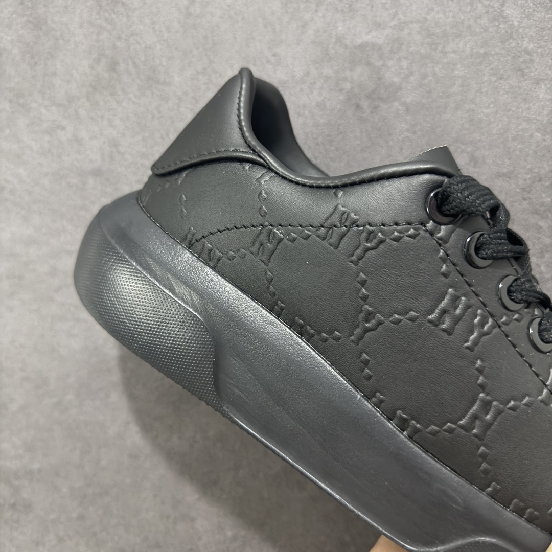 图片[6]-【GQ福利】MLB Chukky Classic 经典老爹风轻量增高厚底百搭休闲运动慢跑鞋 原楦原纸版数据开发 采用优质轻量克重纤维移膜皮革及透气网面鞋面材质 全新独立4cm厘米外增高轻质发泡大底 尺码：35 36 36.5 37.5 38 38.5 39 40 40.5 41 42 42.5 43 44-选品中心