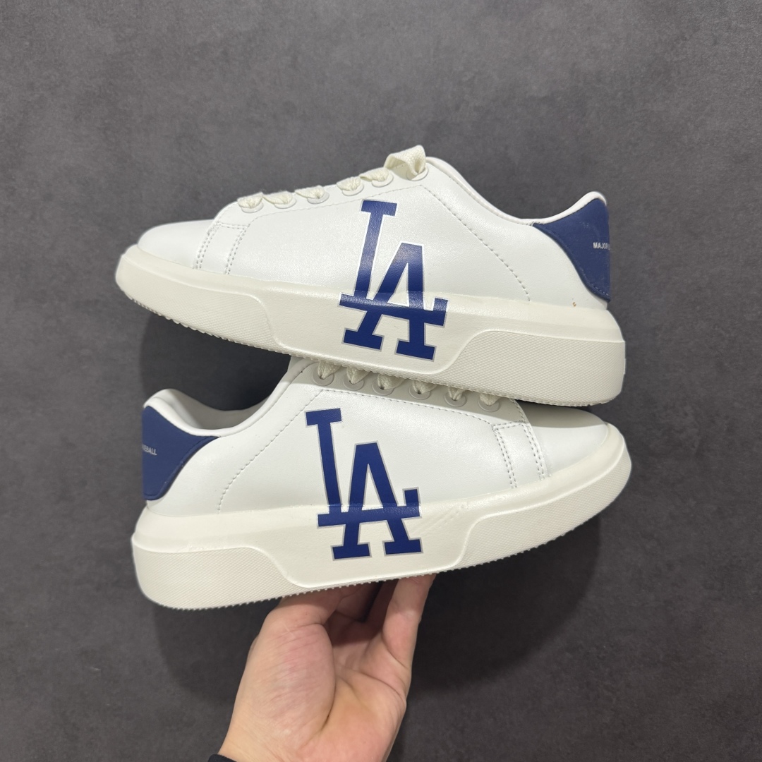 图片[2]-【GQ福利】MLB Chukky Classic 经典老爹风轻量增高厚底百搭休闲运动慢跑鞋 原楦原纸版数据开发 采用优质轻量克重纤维移膜皮革及透气网面鞋面材质 全新独立4cm厘米外增高轻质发泡大底 尺码：35 36 36.5 37.5 38 38.5 39 40 40.5 41 42 42.5 43 44-选品中心