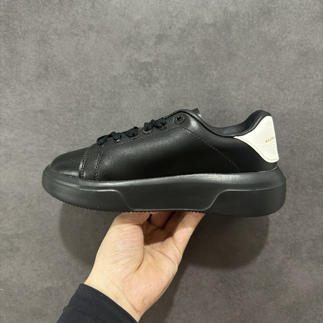 图片[2]-【GQ福利】MLB Chukky Classic 经典老爹风轻量增高厚底百搭休闲运动慢跑鞋 原楦原纸版数据开发 采用优质轻量克重纤维移膜皮革及透气网面鞋面材质 全新独立4cm厘米外增高轻质发泡大底 尺码：35 36 36.5 37.5 38 38.5 39 40 40.5 41 42 42.5 43 44-选品中心