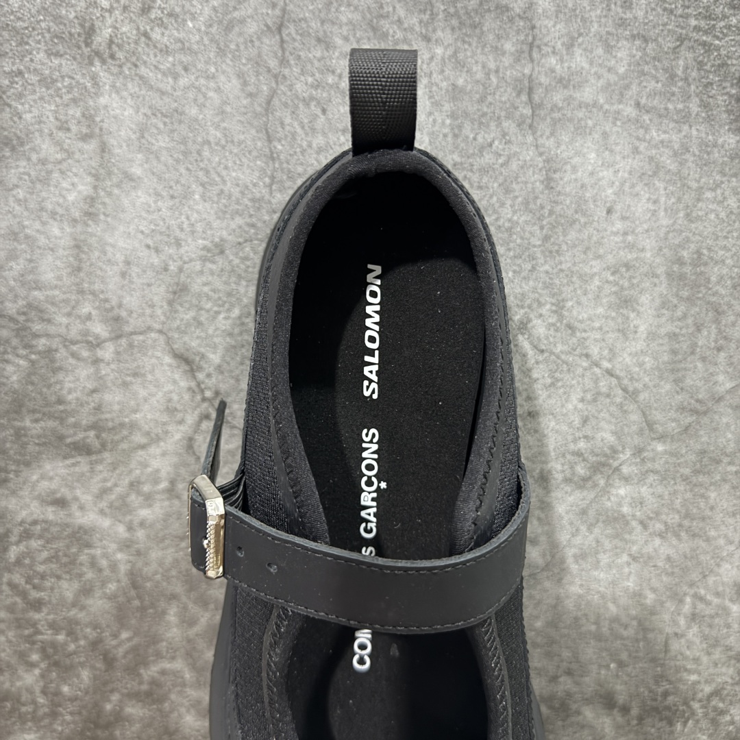 图片[8]-【莞产礼盒版】CDG x Salomon 萨洛蒙 联名款XT-6 系列 厚底 休闲 运动鞋 原版购入开发 做货 独立私模 原材料打造 一比一原版细节 延续品牌设计基因，融合简约的设计和实用的技术性 联名鞋款依旧是黑白简约配色，鞋身上的品牌字样也体现出极简主义的设计风格 搭配Contagrip 橡胶厚底鞋底设计，重新演绎的鞋面部分则以Pulsar Advanced袜套式轮廓替换了之前抽绳鞋带 并饰有网眼、抗撕裂材质鞋面、防水胶条以及尼龙拉环等细节 面料： 原版定制进口科技面料 内里： 原版进口透气网里 大底： 原版开模超轻发泡材质 底厚： 6.5CM 尺码：34-40（34 40订做不退换）-选品中心