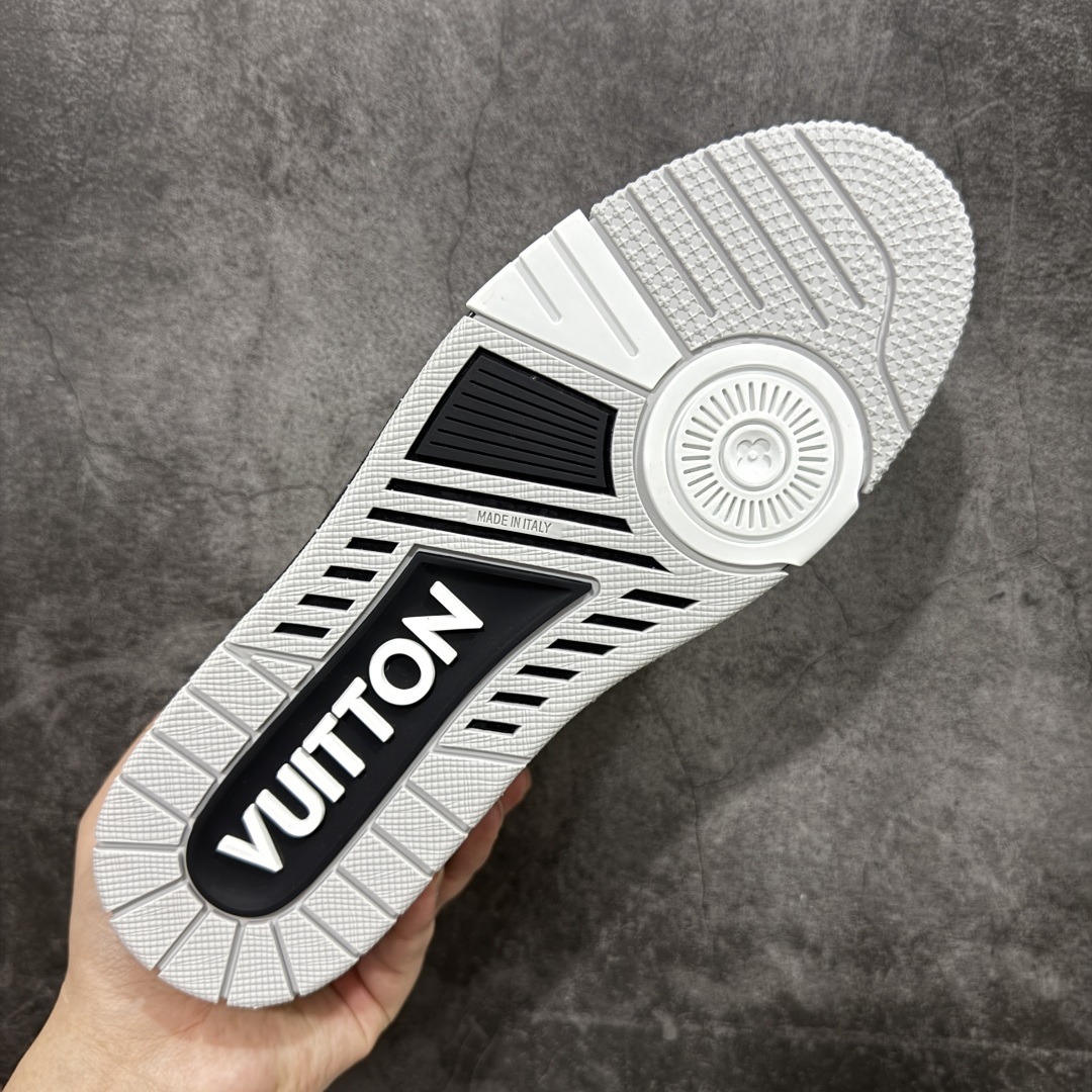 580 【佛山顶级超A版】Louis Vuitton LV Trainer系列 黑白熊猫魔术贴