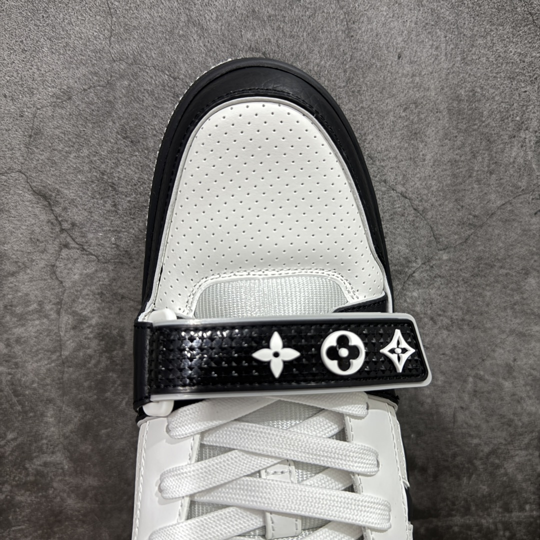 580 【佛山顶级超A版】Louis Vuitton LV Trainer系列 黑白熊猫魔术贴