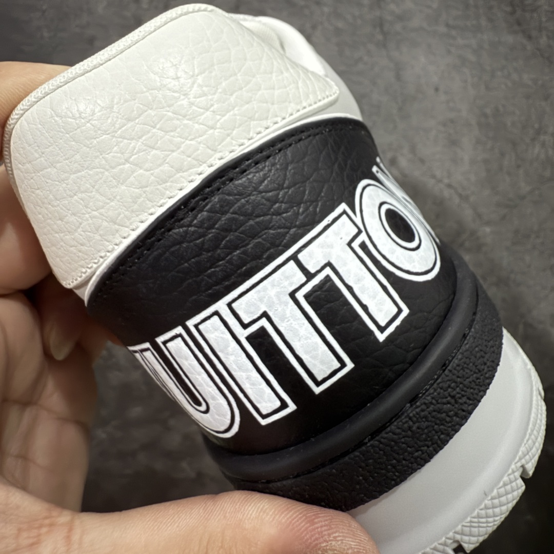 图片[2]-【佛山顶级超A版】Louis Vuitton LV Trainer系列 黑白熊猫魔术贴 仓库现货 当天可取 私人订单 专柜混卖零售专供 所有配色均为购买原版复刻 整体版型 皮料 市场独一无二 后跟版型都可以自行对比[机智]吊打市场所有货 怒甩十条街，欢迎拿市场各大工厂的货来对比！ 鞋舌烫金超正 压印程度秒杀市面90%以上的高端货 新配色陆续开发出货 尺码：39-45-选品中心