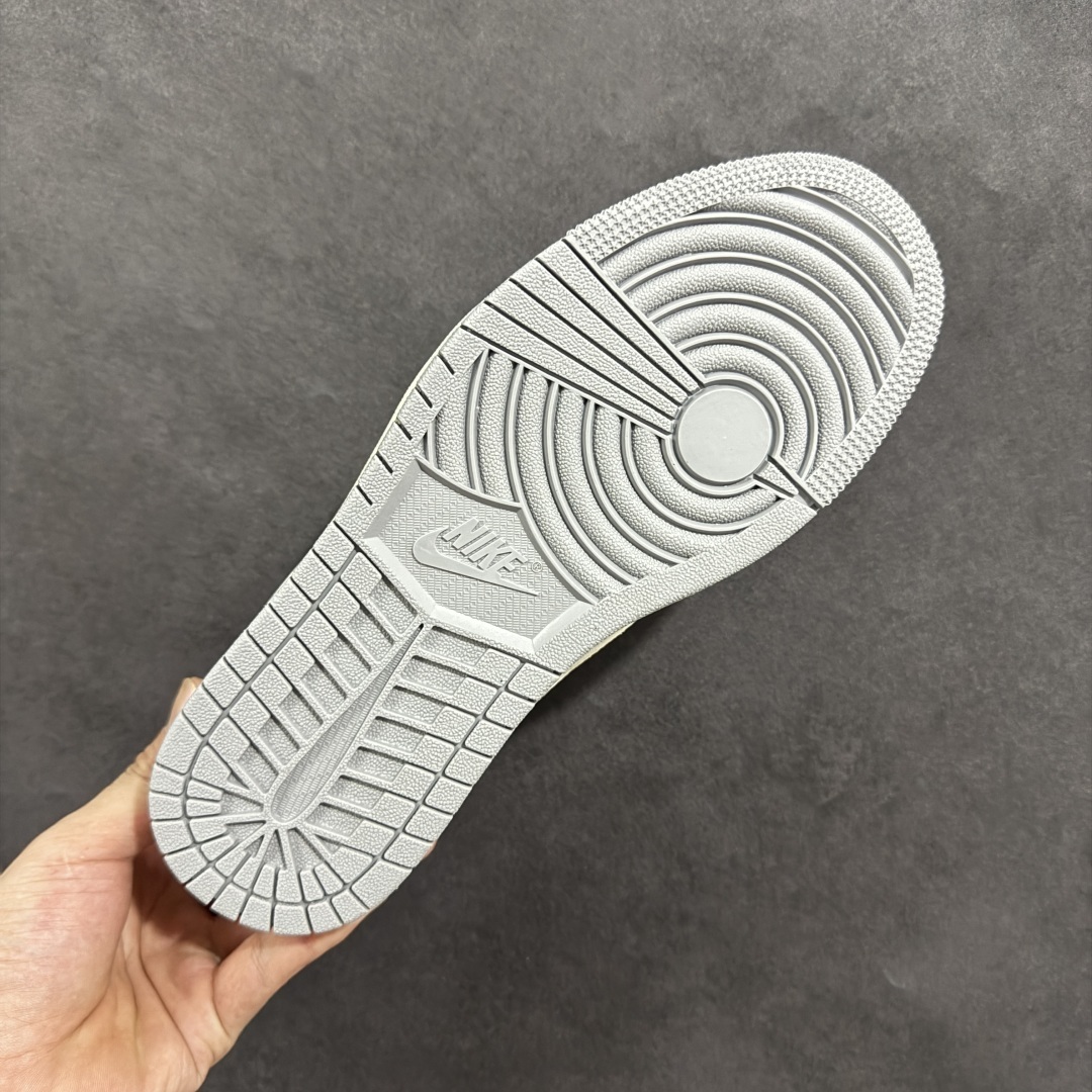 【定制版】Travis Scott x Fragment Design x Air Jordan 1