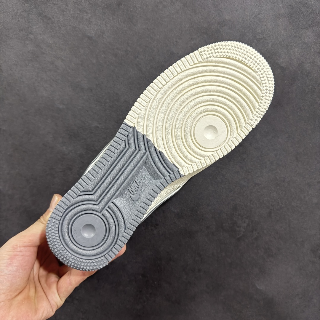 260 【定制版】海外限量发售NIke Air Force 1 '07 Low “北面联名——双拼蛇年”空军一号 低帮 运动鞋 YX5066-313
