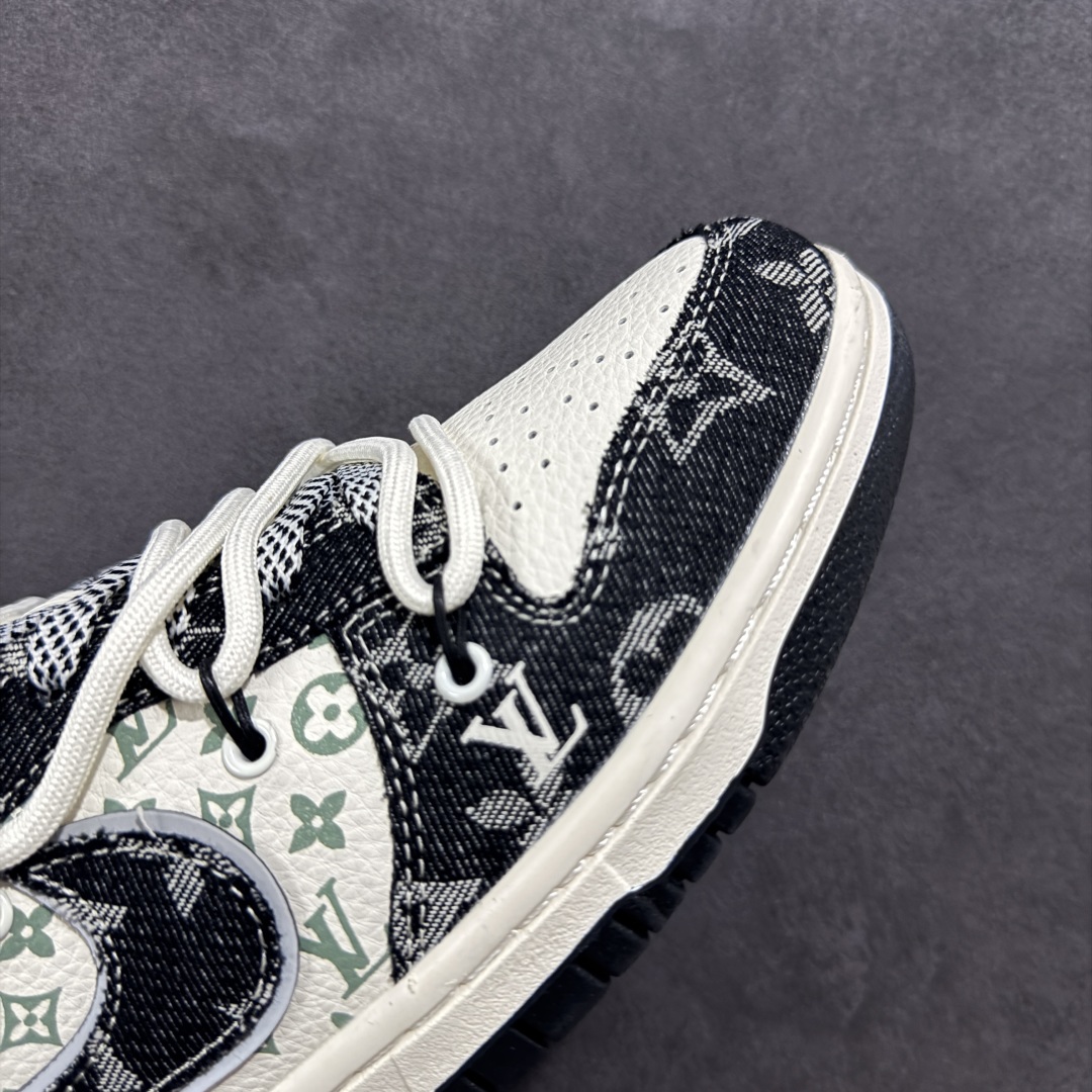 300 【定制版】Nike SB Dunk Low LV联名 绑带黑牛仔印花 周年高端定制 低帮休闲板鞋 YX5066-320