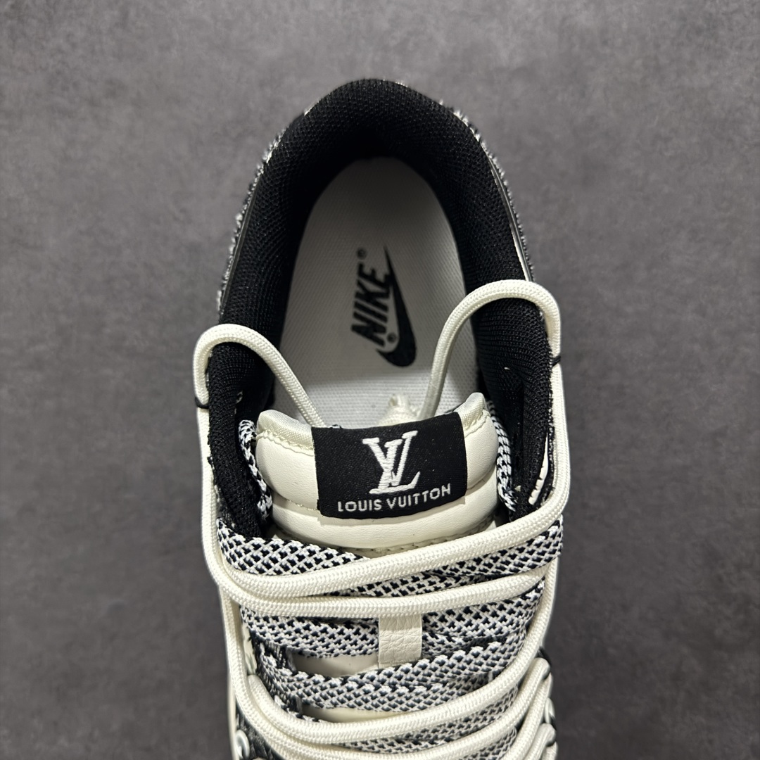 300 【定制版】Nike SB Dunk Low LV联名 绑带黑牛仔印花 周年高端定制 低帮休闲板鞋 YX5066-320