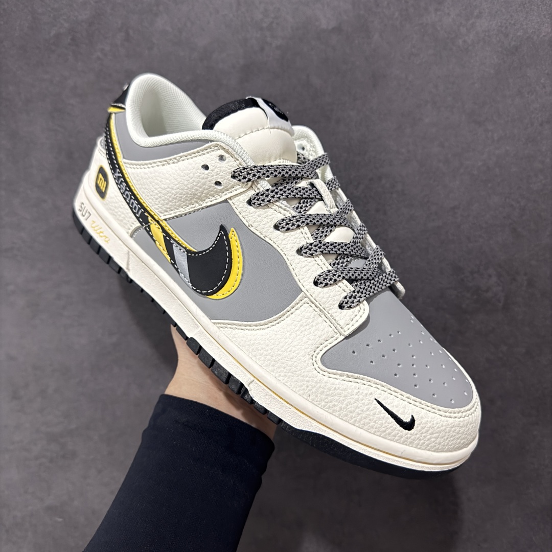 图片[3]-【定制版】Nike SB Dunk Low“ 小米联名——SU7Ultru” 周年高端定制 低帮休闲板鞋 定制鞋盒 大厂纯原品质出货 超高清洁度 皮料切割干净无任何毛边 细节完美 货号：XX3168-166 尺码：36 36.5 37.5 38 38.5 39 40 40.5 41 42 42.5 43 44 44.5 45-选品中心