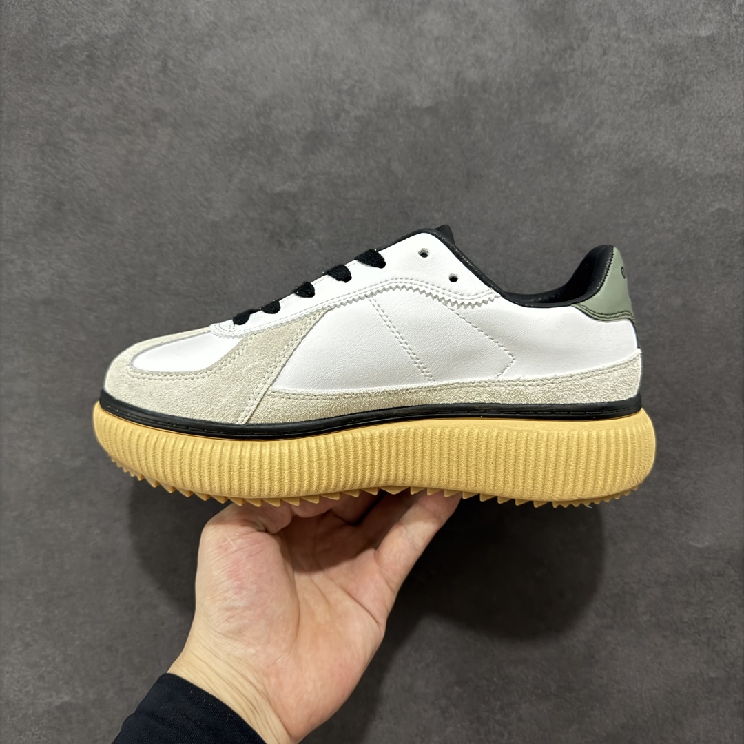 图片[2]-【公司级】ASICS Onitsuka Tiger/鬼塚虎 鬼冢虎 DELECITY 鞋帮高度 低帮 功能 平衡,支撑,增高,耐磨 运动系列 时尚休闲松糕跟 厚底增高小白鞋 Onitsuka Tiger的DELECITY系列是一款男女通用的运动鞋，具有轻量、舒适、缓冲和透气的特点。该系列鞋款通常采用轻质材料，提供良好的支撑和减震效果，适合日常运动和休闲穿着。 尺码： 36-45 编码： FS230250-选品中心