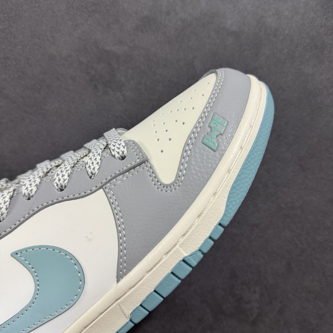  
【定制版】Nike SB Dunk Low x BAPE 灰白蓝
纯原大厂出品 极力推荐
原装头层材