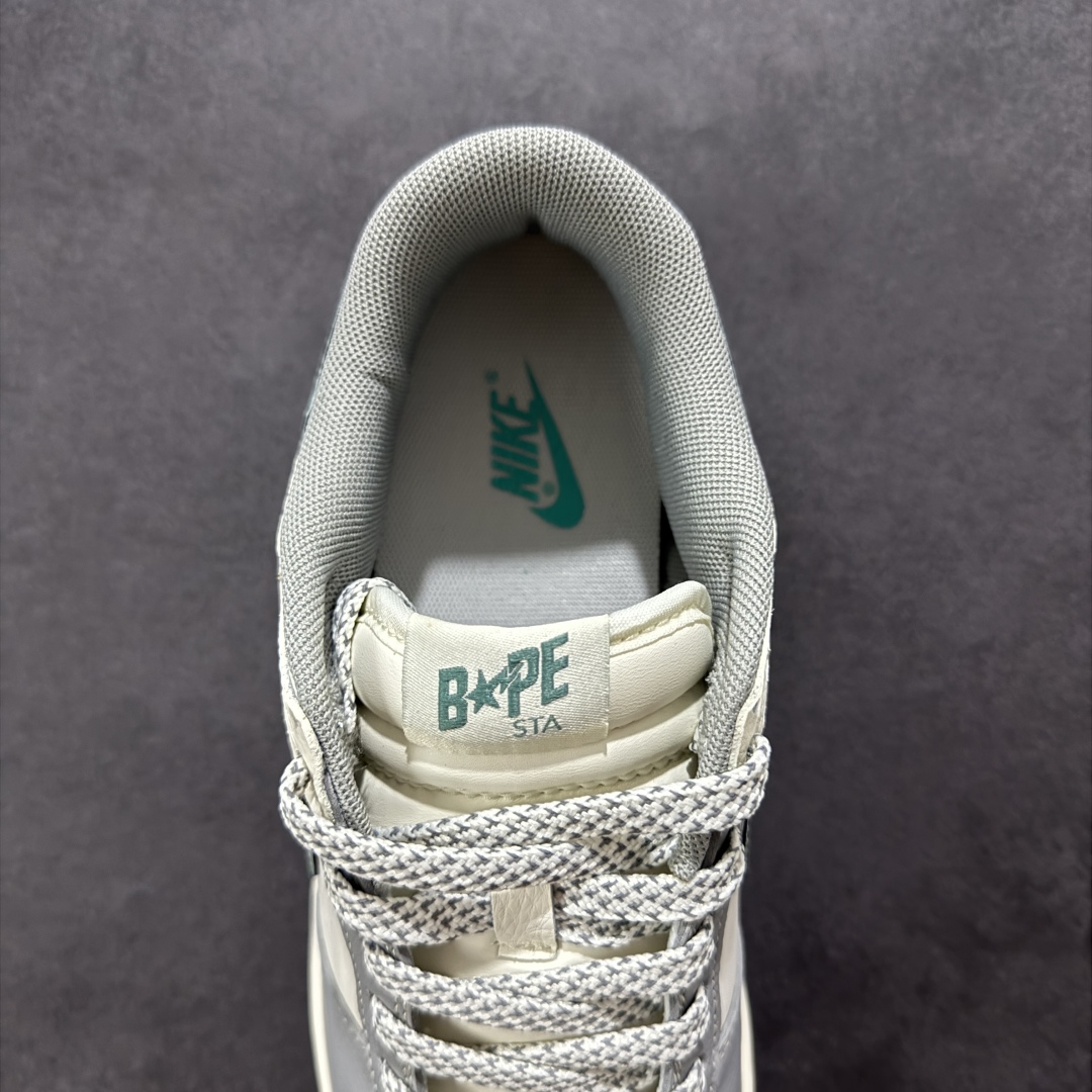  
【定制版】Nike SB Dunk Low x BAPE 灰白蓝
纯原大厂出品 极力推荐
原装头层材