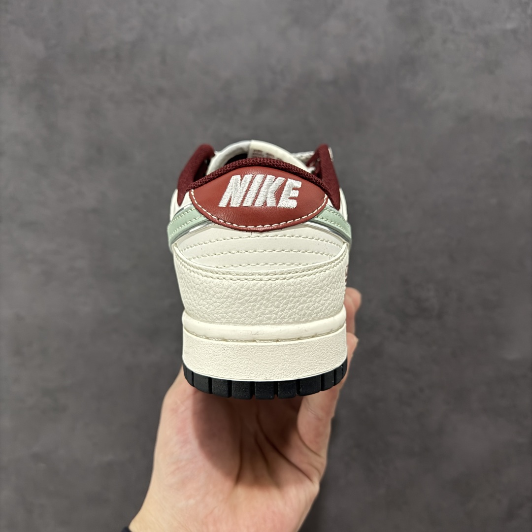  
【定制版】Nike SB Dunk Low x GUCCI 白绿红小钩
纯原大厂出品 极力推荐
原装