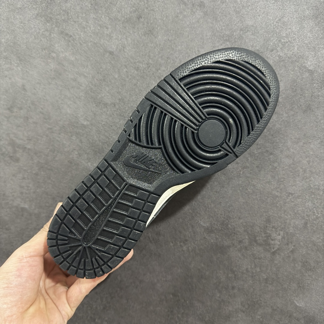  
【定制版】Nike SB Dunk Low x GUCCI 灰白蓝小钩
纯原大厂出品 极力推荐
原装