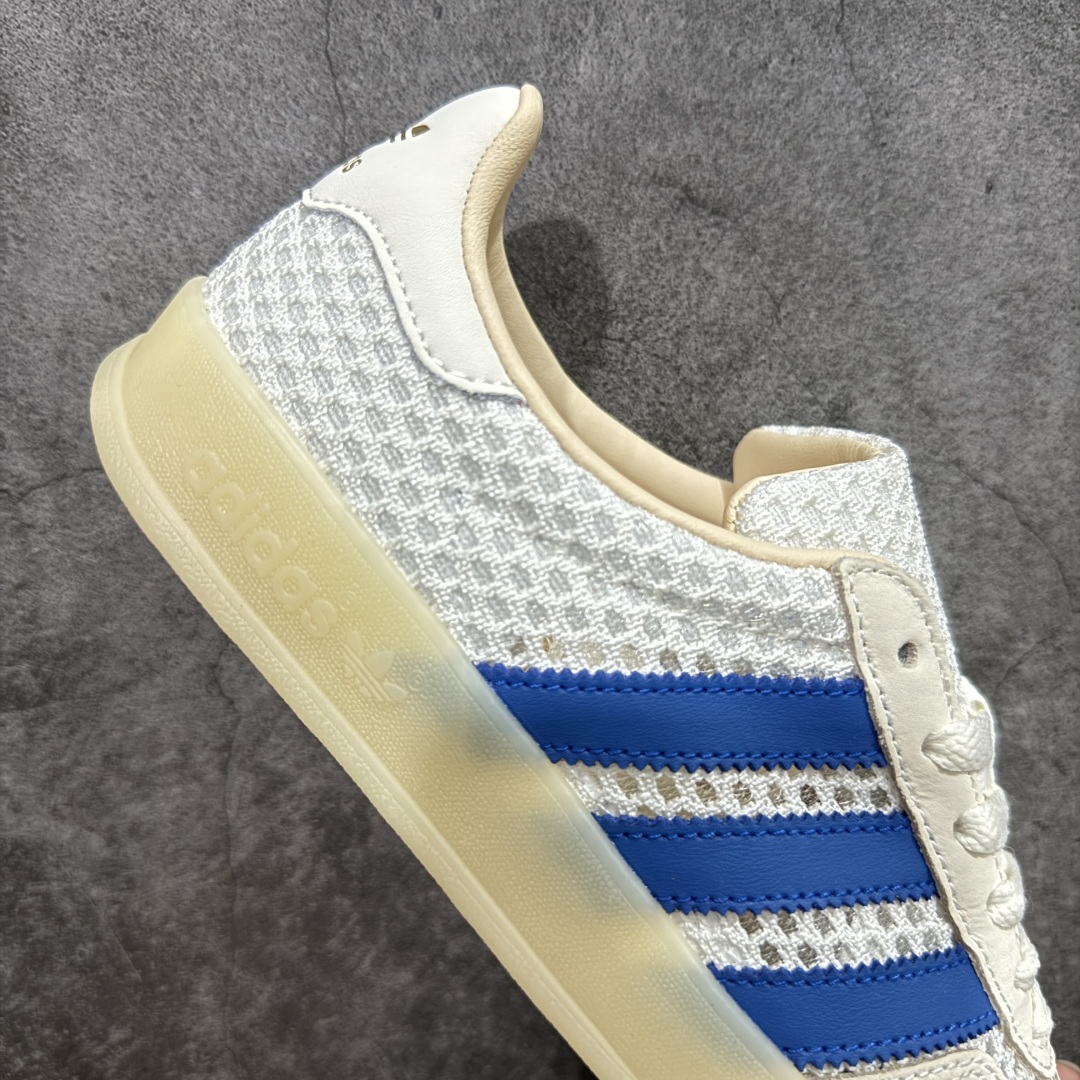  
【正确版】adidas originals GAZELLE INDOOR 米白蓝色
此款鞋延续了橡胶
