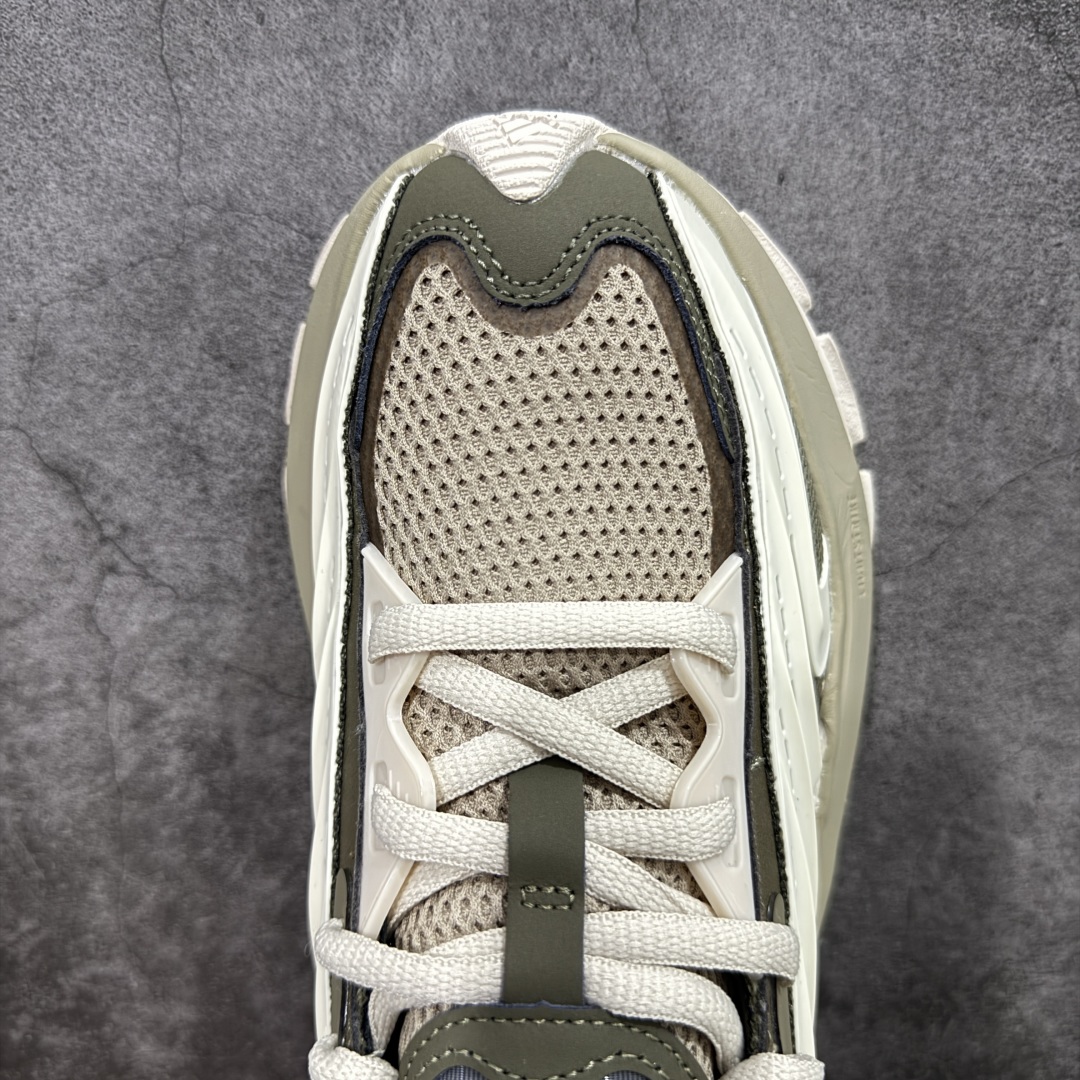 图片[5]-【纯原版】Adidas Vento XLG MTW 顶级品质 原鞋开发 原版大盒 脉冲系列 复古休闲老爹鞋 官方同步配色 鞋面是透气网面和皮革拼接 脚感轻盈 不闷汗 每次穿着跑步都感觉脚底在自由呼吸 鞋底是adidas经典的防滑设计 纹路很深 抓地力超稳 低帮设计很显脚踝纤细 却不失满满的包围安全感 货号： JR6389  尺码：35.5 36 36.5 37 38 38.5 39 40 40.5 41 42 42.5 43 44 44.5 45-选品中心