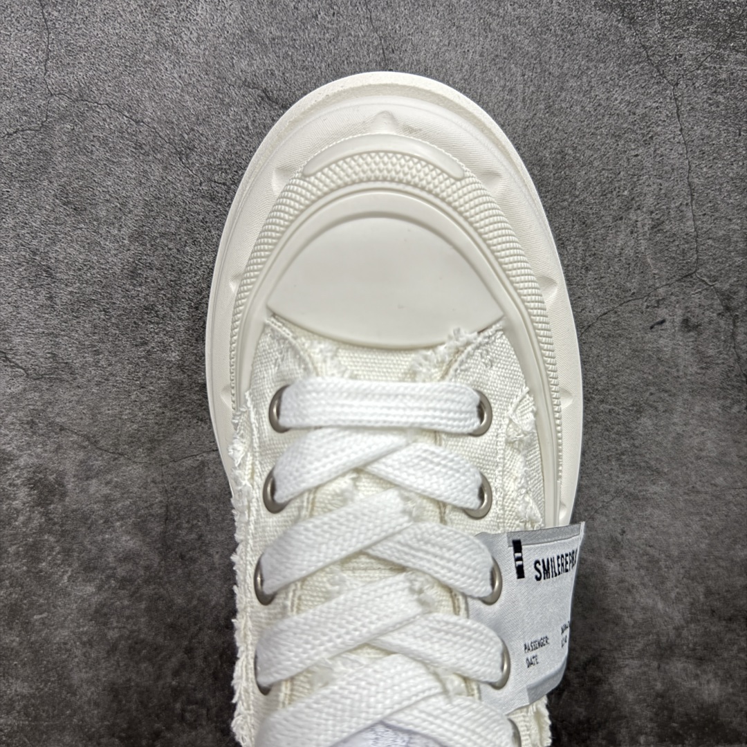 图片[5]-【广东纯原版本】新款SMILEREPUBLIC 檀健次 老爹鞋2.0系列重磅来袭🔥🔥🔥采用了 水洗布 TPU贴盒大底厚底7cm大底轻盈又增高💯#SMILEREPUBLIC三周年#SMILEQUEEN#开口笑二代#厚底鞋#偏要高调#我的厚米鞋 三个色 黑白 全黑 全白 厚底软得像是自带弹簧，鞋型把整条腿衬得特别秀气，配中筒袜瞬间变身学院少女，，感觉脖子以下全是腿 ✅ 小红书爆款 李昀锐、于文文、大鹏、痞幼、苏醒、刘畊宏老师等～众多明星纷纷上脚👟 35 36 37 38 39 40 41 42 43 44 45-选品中心