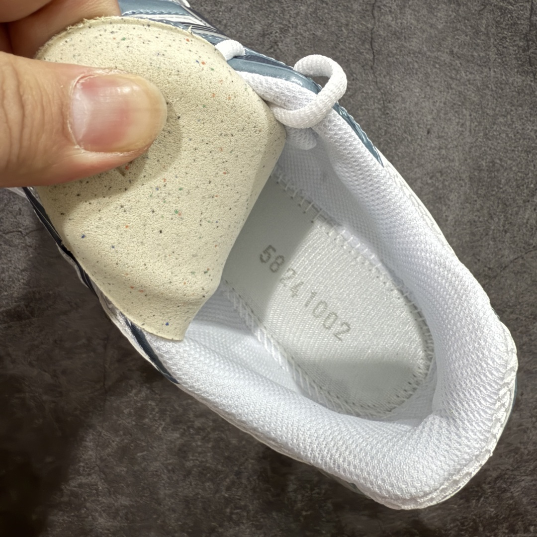 ASICS GEL-KAYANO 14 亚瑟士系列轻量缓震休闲运动跑步鞋
市场天花板品质
鞋型