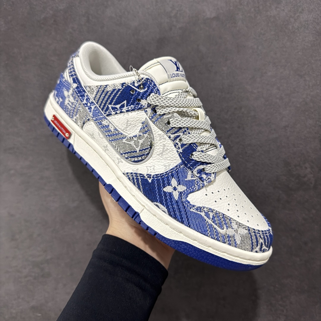  
【定制版】Nike SB Dunk Low LV联名 蓝牛仔 周年高端定制 低帮休闲板鞋 SC977