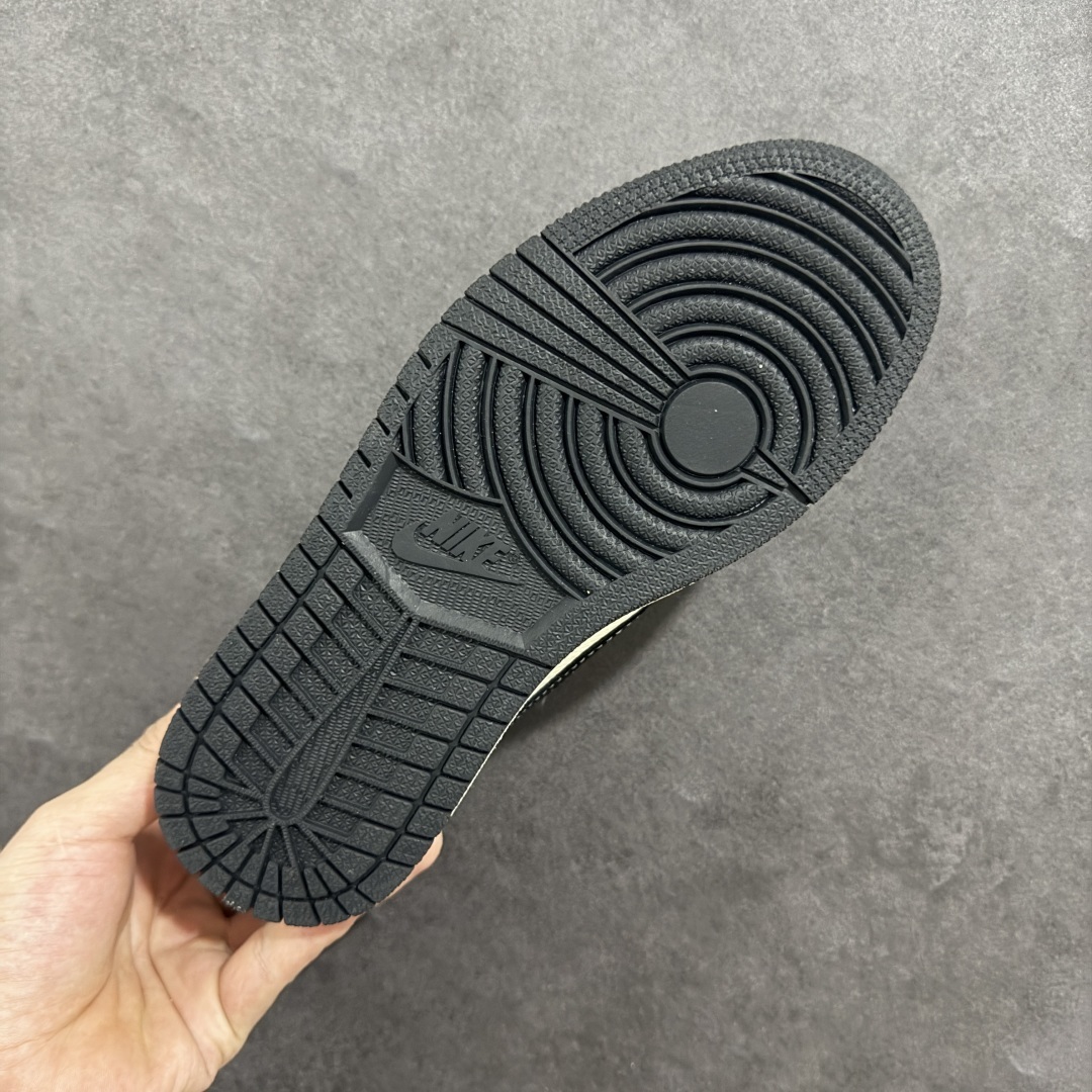 【定制版】Travis Scott x Fragment Design x Air Jordan 1