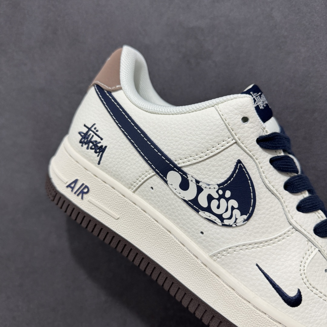 
【定制版】Nike Air Force 1'07 Low 斯图西联名 卡通勾 空军一号低帮休闲板鞋 