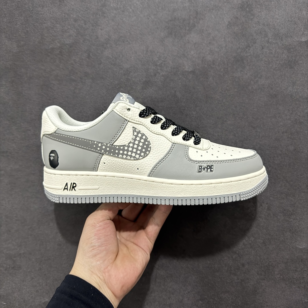  
【定制版】Nike Air Force 1‘07 Low Bape联名 米灰星星 空军一号低帮休闲板
