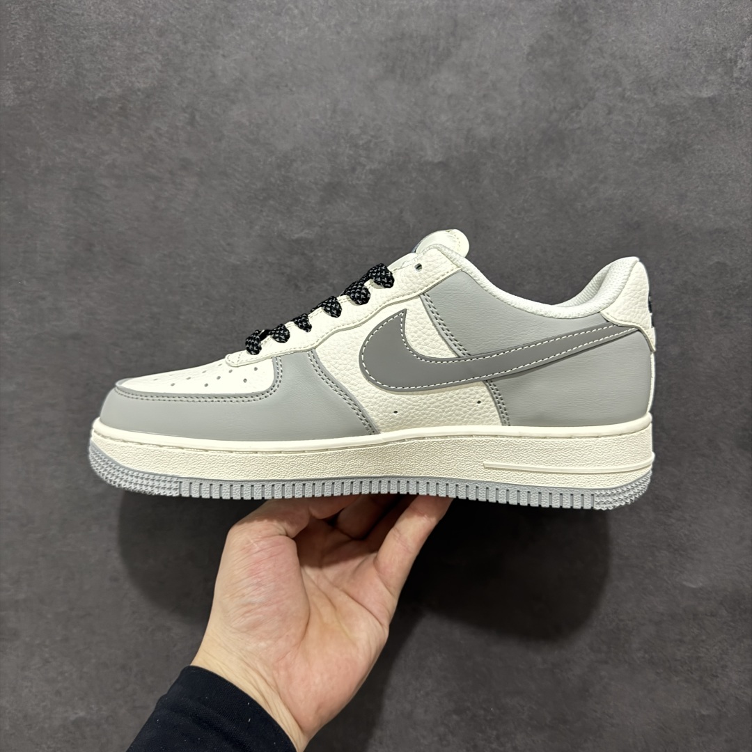  
【定制版】Nike Air Force 1‘07 Low Bape联名 米灰星星 空军一号低帮休闲板