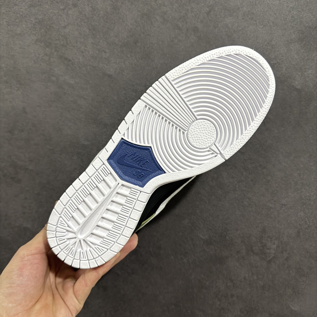  
【公司级】NIKE SB Dunk Low 军绿帆布
原装头层材料 独家版型蒸餾加工
帶來的是更好的