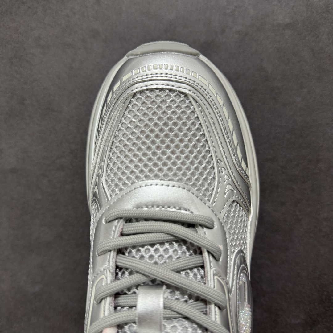 图片[8]-【公司级】GG-CC赵露思2025新款厚底增高休闲运动老爹鞋系列 #广东大厂出品 7CM厚底增高 星河粒子 银白粉色 银角大王 完美细节 25ss春季新款厚底增高 大长腿 时髦look轻松定格 不费力展现率性氛围 高档银盒 酷帅机能风不规则设计大底 拼色造型设计 轻便舒适百搭 GGCC银白配色好温柔 三层组合月牙底 柔软有弹性的月牙底和增加舒适度显腿长的7cm增高 长时间走路和站立都不累脚舒适度和少女感 厚底增高 不管怎么搭都好看~ 尺码： 35 36 37 38 39 40-选品中心