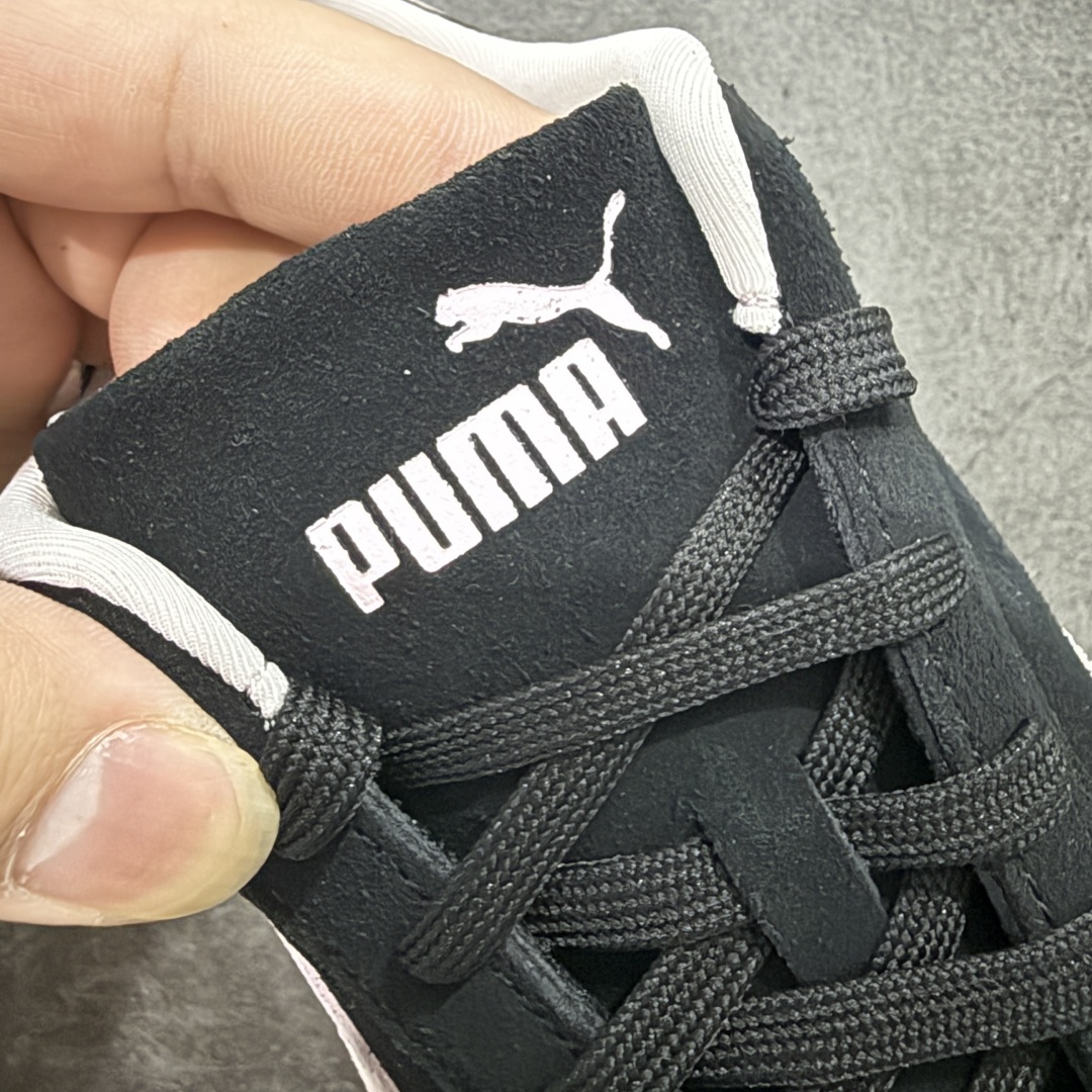 图片[6]-【CS纯原版】Puma Speedcat OG Sparco 彪马罗马阿莫尔系列 复古运动休闲赛车跑鞋 黑粉 市场第一梯队品质 版型 细节 烫金走线 完全碾压市场任意版本 欢迎对比🆚 工厂耗时3个月开发 原装档案原数据纸版楦型 采用固色翻毛皮鞋面材质(正确二次成型\’猛帮\’成型工艺🆚区别市面版本!!) 外置原数据开发轻量耐磨橡胶大底💪🏻 全球知名运动品牌PUMA宝马赛车系列 融合了宝马车队的标志性配色 以趣味十足又前卫复古的设计引领潮流 将赛道精神融入街头时尚 开启前卫竞速之旅 主打前卫复古风 Roma鞋款的鞋侧以复古的流线造型 缀以宝马经典Logo 巧妙吸睛 而Speedcat鞋款以亮眼三色条纹元素缀以舒适鞋面 赋予了独特的个性美学 演绎赛车的无尽能量 货号：398846 09 尺码：35-45-选品中心