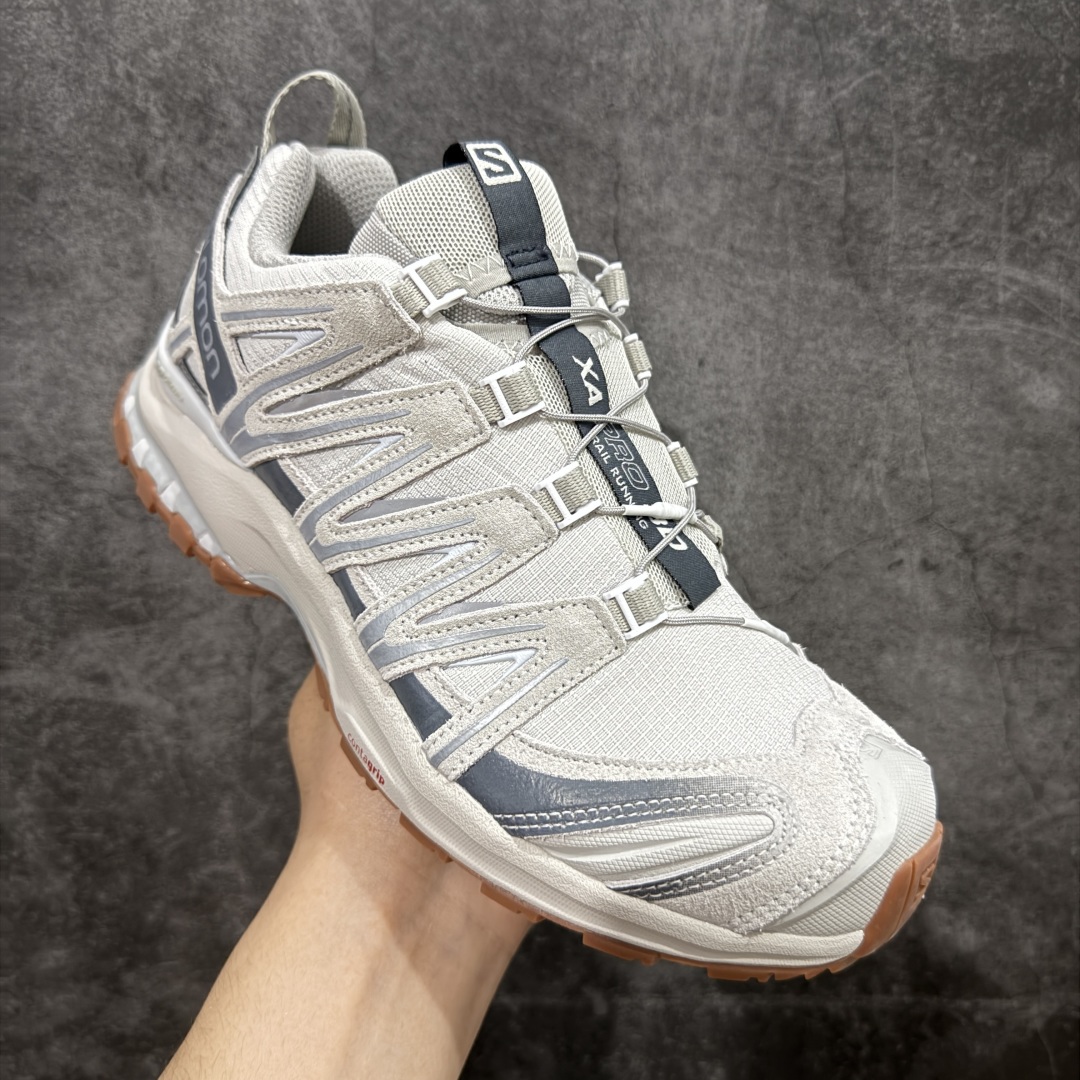 图片[3]-【PK升级版】全新版本 纯原大厂出品 萨洛蒙 Salomon XA PRO 3D Suede 户外轻便机能鞋 纯原外贸平台特供订单 耗时半年巨作 全套原纸板楦头开发 原厂特供网布配套加持 确保原汁原味 完美呈现版型 原档数据独家私模五层组合大底 原装Ortholite轻量化鞋垫 中底布带钢印编号 原厂TPU锁扣 进口港宝加持 后跟自然饱满 还原公司包裹性 鞋面以“锯齿”状的包裹系统呈现 在基色底之下加入了各种色点缀 将公司的最新技术和时尚前卫的造型融入耐用的长跑款式中 鞋面由 TPU 薄膜制成 并焊接在高耐磨网眼上 使其既时尚又坚固 由 ACS底盘支撑 可增强稳定性和支撑力 以及由橡胶凸耳 Contragrip外底覆盖的 EVA 缓冲中底 旨在应对崎岖的地形 鞋舌上的彩色Salomon 标签、Quicklace 系统以及鞋头、鞋舌和鞋跟上的附加品牌使细节更加完美 让穿着者可以轻松驾驭户外与通勤下的任何运动生活场景 无缝鞋身户外随意纵横 颜值与脚感兼备 出街通勤 绝对非常吸睛 你值得拥有 尺码：36 36.5 37 38 38.5 39 40 40.5 41 42 42.5 43 44 44.5 45-选品中心