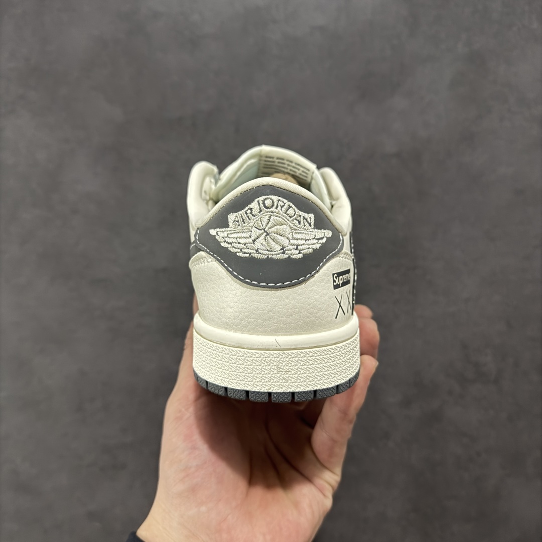 【定制版】Travis Scott x Fragment Design x Air Jordan 1 Low SP AJ1 Supreme联名 涂鸦暴力熊 低帮文化休闲板鞋 XS2024-035