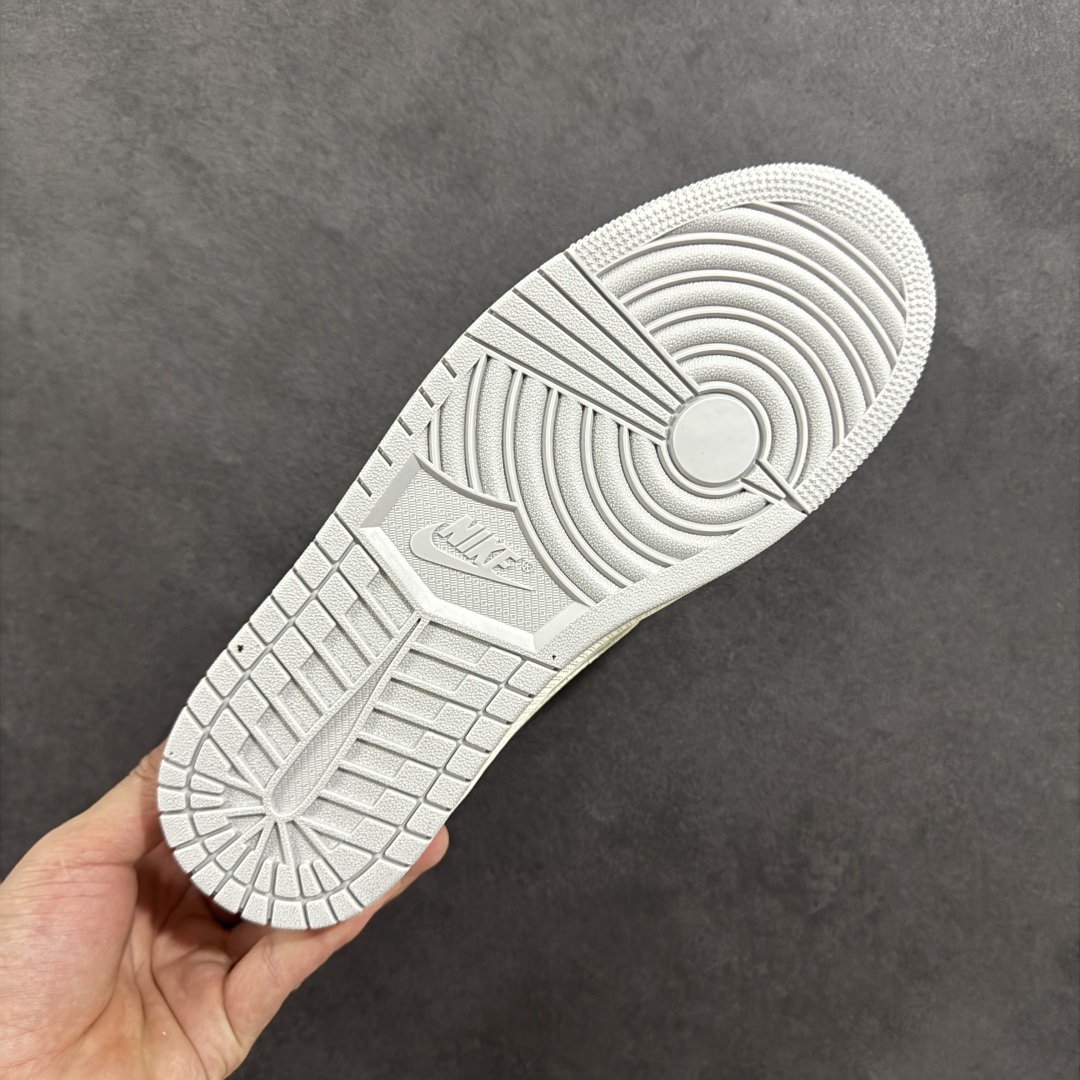 280 【定制版】Travis Scott x Fragment Design x Air Jordan 1 Low SP AJ1 联名款 低帮文化休闲板鞋 DF1845-532