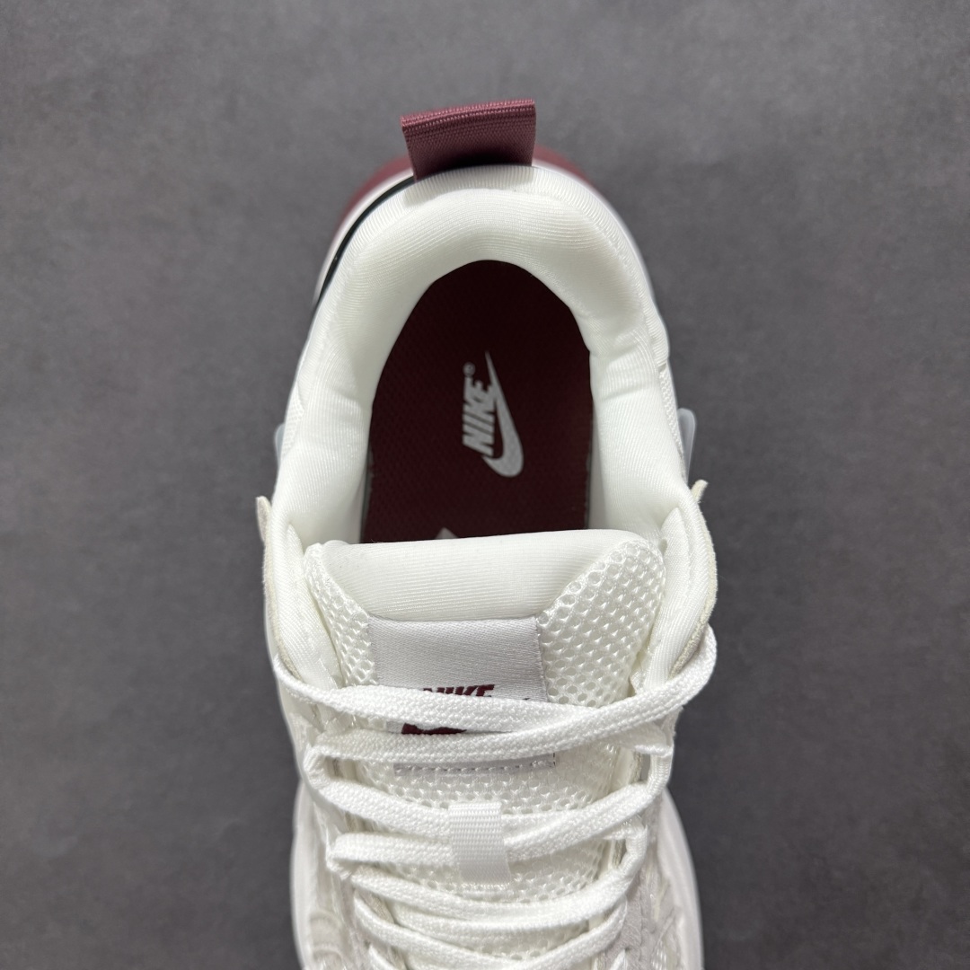 图片[7]-【公司级】NK V2k Runtekk 复古老爹鞋跑步鞋 HQ3500-100 材质上使用大面积网眼 皮革 TPU 组成 支撑和透气性肯定不错 中底处由 Cushlon 泡绵打造 保证在压马路时可以提供优秀脚感 并通过一手做旧氧化效果突出复古感 中底造型很容易让大家联想到巴黎世家3XL 增高效果同样不能忽视 尺码：36 36.5 37.5 38 38.5 39 40-选品中心