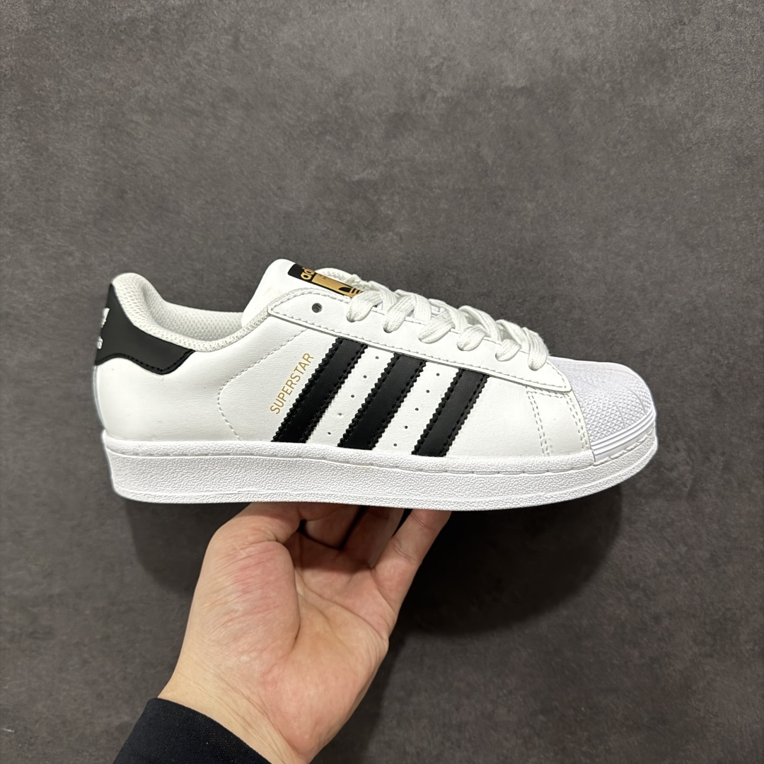 【GQ福利】原厂级别 特供版 AD Originals Superstar 贝壳头 经典百搭休闲运动板鞋 原楦原纸版数据开发 采用头层皮革材质打造 正确鞋垫 正确底模及扇贝头盖片 性价比相当高 货号：C77124 尺码：36-44-选品中心