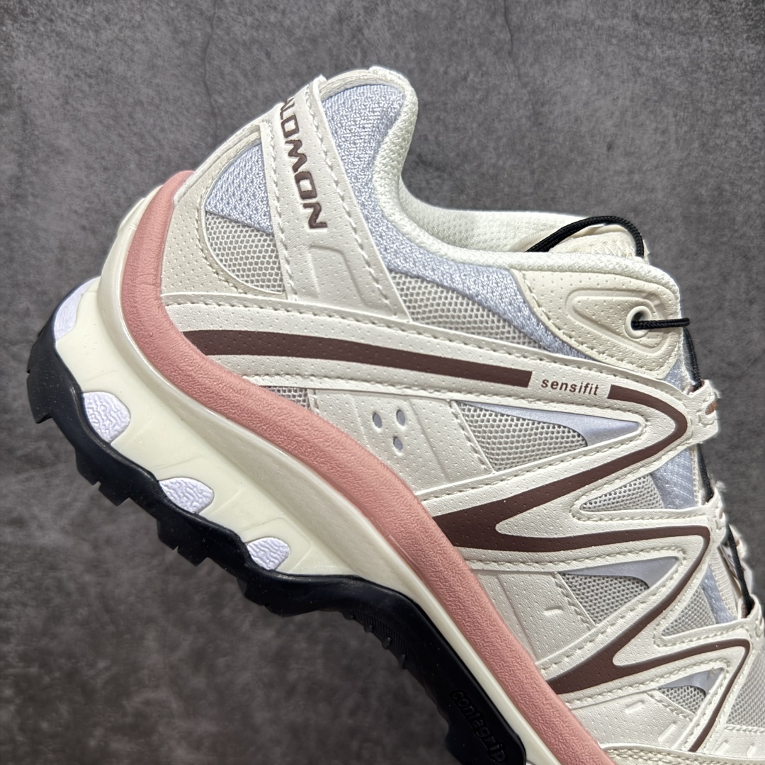 图片[7]-【PK升级版】Salomon XT-QUEST ADV 萨洛蒙 时尚 舒适减震防滑耐磨 低帮跑步鞋 男女同款 417589 纯原外贸平台特供订单 耗时半年巨作 全套原纸板楦头开发 原厂特供网布配套加持 确保原汁原味 完美呈现版型 原档数据独家私模五层组合大底 男女鞋同步官方 原装Ortholite轻量化鞋垫 中底布带钢印编号 原厂TPU锁扣 进口港宝加持 后跟自然饱满 还原公司包裹性 基于 SALOMON 初代 XT 鞋身造型并搭载 4D ADVANCED CHASSIS™ 大底打造而成 为这款 XT-QUEST 带来了多项足部控制与保护等功能性 如在运动过程中控制左右晃动的过程而提高稳定性、改善长途越野过程中足中到足尖的过渡、提高感知岩石的精确度以抵抗尖锐物体对脚底的伤害以及采用动态缓冲来增强穿着舒适感 从而减轻疲劳感 使 XT-QUEST 成为一双舒适且安全的户外之履 尺码：36 36.5 37.5 38 38.5 39 40 40.5 41 42 42.5 43 44 44.5 45-选品中心