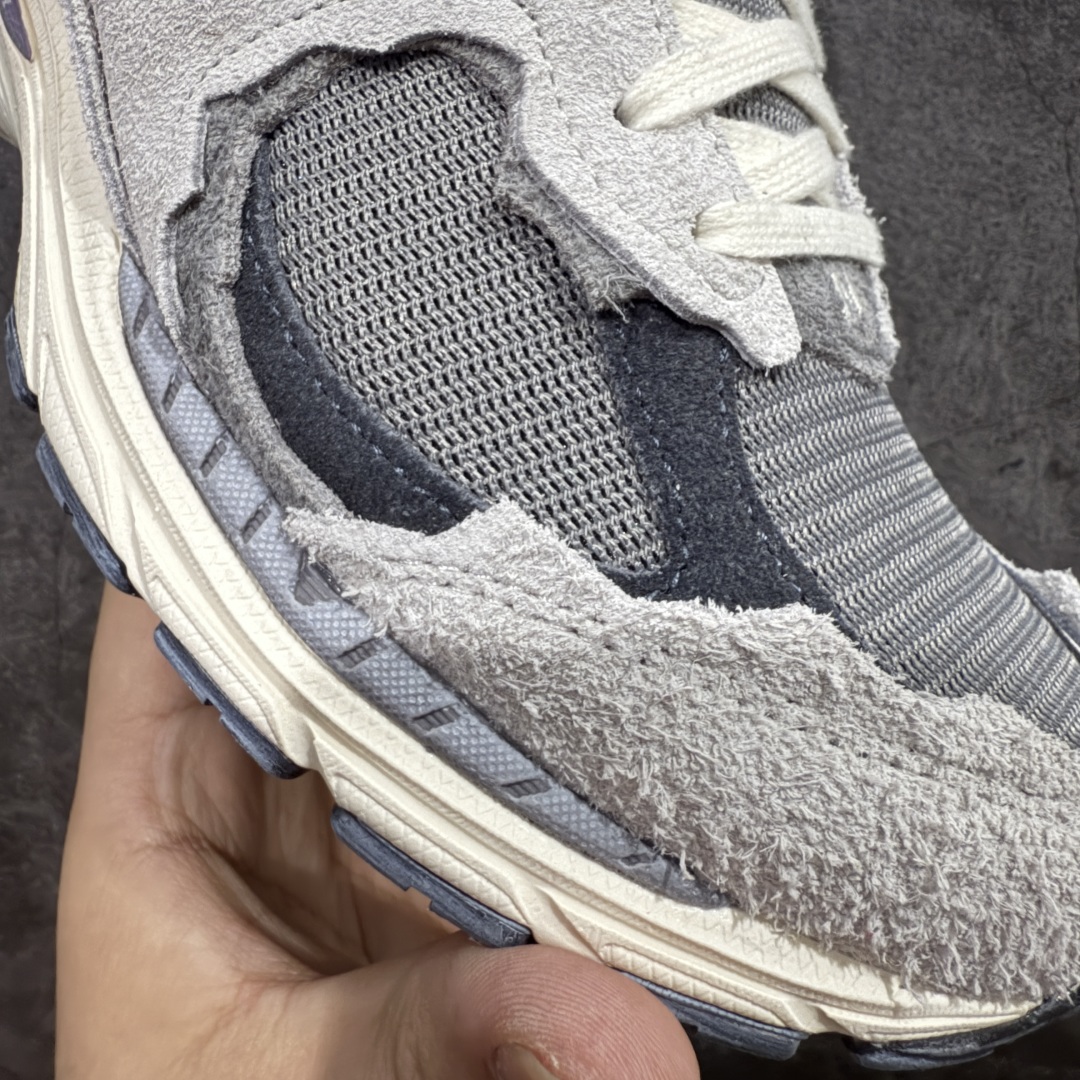 图片[4]-【小总裁版】NB New Balance M2002RDA 云雨灰 总裁平替版 品质很好 正确材料 正确组合大底 可高价零售‼️ 全套原楦原纸板原厂数据开发 原厂网纱 原装进口皮料 正确绒感卡色 正确中底拉帮中底网布细节 一比一手工擦旧效果 冲裁组合 匠心打造 耗时两个月开发完成 工艺极其复杂难度可想而知 新开独立私模大底 全网唯一正确做旧组合大底 高端零售专供产物 尺码：36 37 37.5 38 38.5 39.5 40 40.5 41.5 42 42.5 43 44 44.5 45 45.5 46.5-选品中心