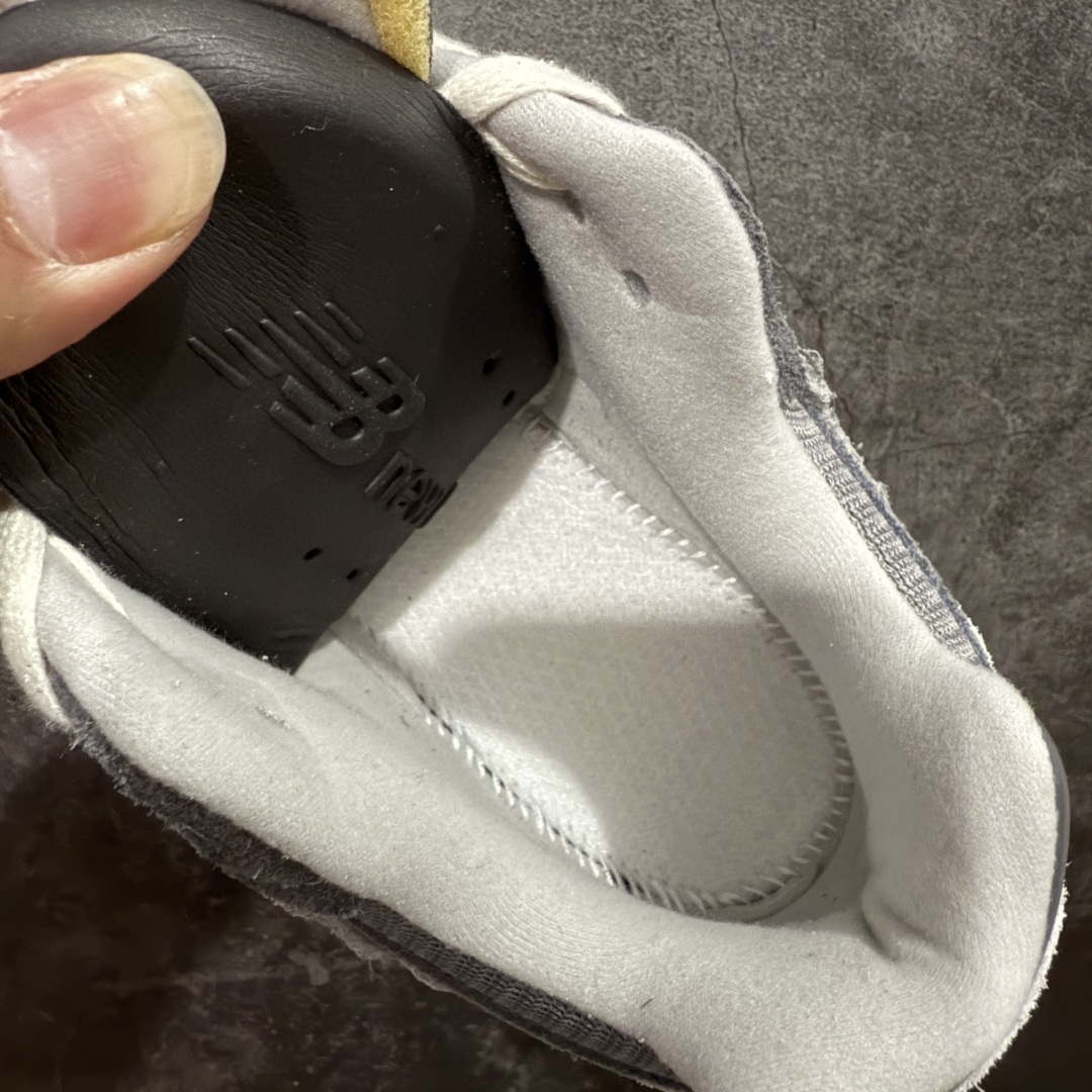 图片[8]-【小总裁版】NB New Balance M2002RDA 云雨灰 总裁平替版 品质很好 正确材料 正确组合大底 可高价零售‼️ 全套原楦原纸板原厂数据开发 原厂网纱 原装进口皮料 正确绒感卡色 正确中底拉帮中底网布细节 一比一手工擦旧效果 冲裁组合 匠心打造 耗时两个月开发完成 工艺极其复杂难度可想而知 新开独立私模大底 全网唯一正确做旧组合大底 高端零售专供产物 尺码：36 37 37.5 38 38.5 39.5 40 40.5 41.5 42 42.5 43 44 44.5 45 45.5 46.5-选品中心