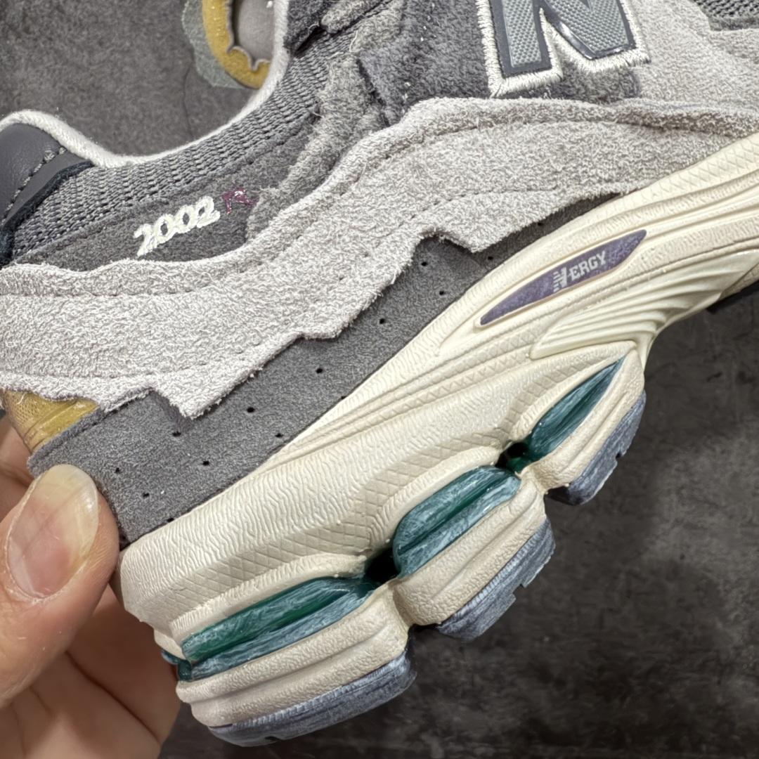 图片[2]-【小总裁版】NB New Balance M2002RDA 云雨灰 总裁平替版 品质很好 正确材料 正确组合大底 可高价零售‼️ 全套原楦原纸板原厂数据开发 原厂网纱 原装进口皮料 正确绒感卡色 正确中底拉帮中底网布细节 一比一手工擦旧效果 冲裁组合 匠心打造 耗时两个月开发完成 工艺极其复杂难度可想而知 新开独立私模大底 全网唯一正确做旧组合大底 高端零售专供产物 尺码：36 37 37.5 38 38.5 39.5 40 40.5 41.5 42 42.5 43 44 44.5 45 45.5 46.5-选品中心