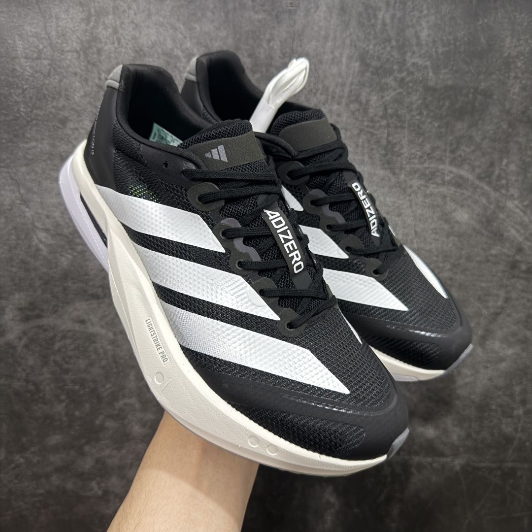 【纯原版】Ad Adizero Boston 13 阿迪马拉松系列超轻防滑训练跑步运动鞋 JS4938 市场目前独家使用真碳柱 组合底版本 区别市场涂漆假碳一体大底货 这双跑鞋在保留了前一代的核心科技的基础上,做了一些调整和优化,让跑鞋的脚感更加柔软、回弹和舒适。同时,它也回归了 BOSTON 系列原本的精神,提供了一双适合各种训练和速度的性能跑鞋。 尺码:36 36.5 37 38 38.5 39 40 40.5 41 42 42.5 43 44 44.5 45-选品中心