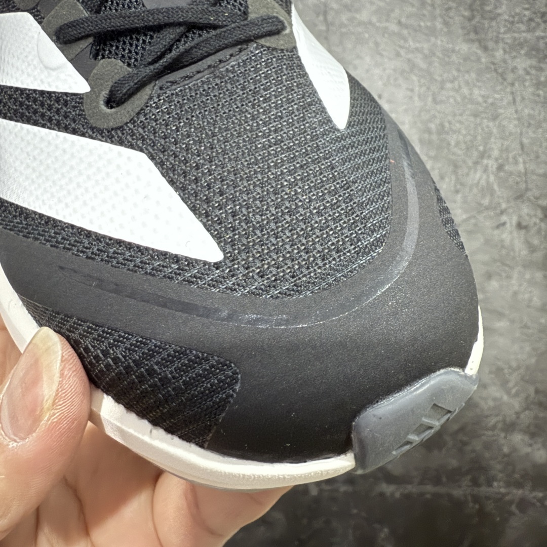 图片[5]-【纯原版】Ad Adizero Boston 13 阿迪马拉松系列超轻防滑训练跑步运动鞋 JS4938 市场目前独家使用真碳柱 组合底版本 区别市场涂漆假碳一体大底货 这双跑鞋在保留了前一代的核心科技的基础上，做了一些调整和优化，让跑鞋的脚感更加柔软、回弹和舒适。同时，它也回归了 BOSTON 系列原本的精神，提供了一双适合各种训练和速度的性能跑鞋。 尺码：36 36.5 37 38 38.5 39 40 40.5 41 42 42.5 43 44 44.5 45-选品中心