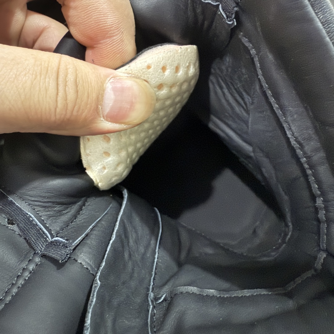  
【莞产】RO / Rick Owens 瑞克·欧文斯 倒三角/经典底/细鞋带款，全乳白色！
【皮料】